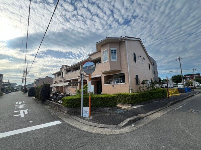 物件外観写真2　(外観写真)