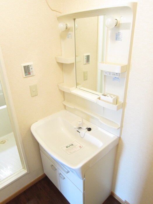 物件内観写真10　(洗面)