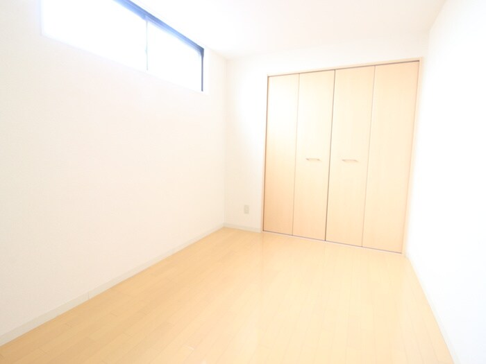 物件内観写真15　(居室)