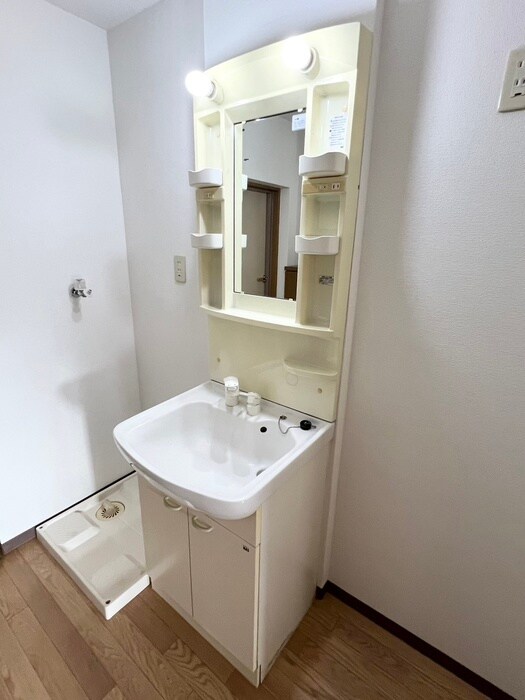 物件内観写真9　(洗面)