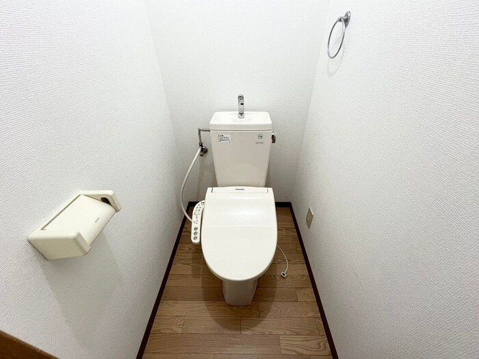 物件内観写真14　(トイレ)