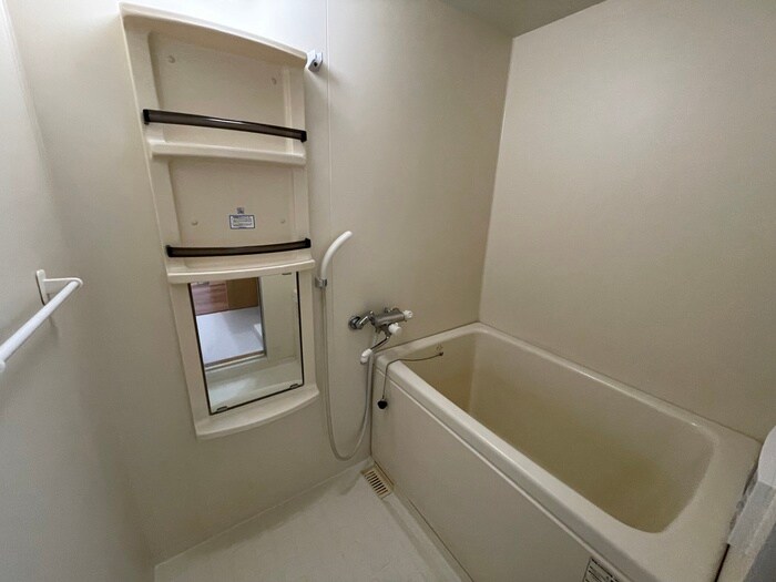 物件内観写真12　(バス／シャワールーム等)