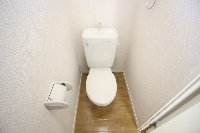 物件内観写真12　(トイレ)