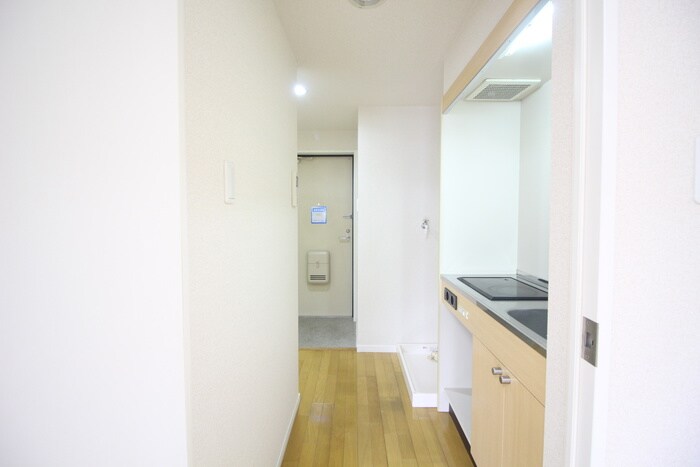 物件内観写真21　(廊下)