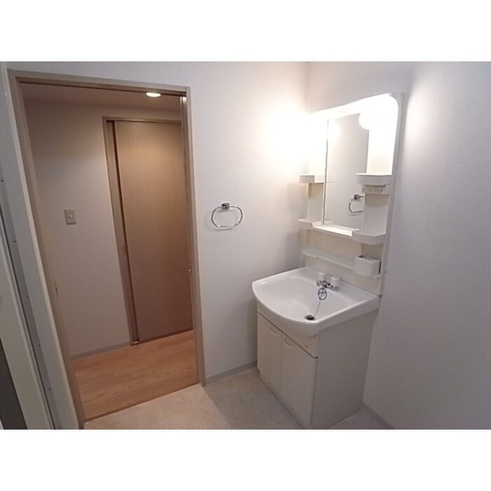 物件内観写真7　(洗面)