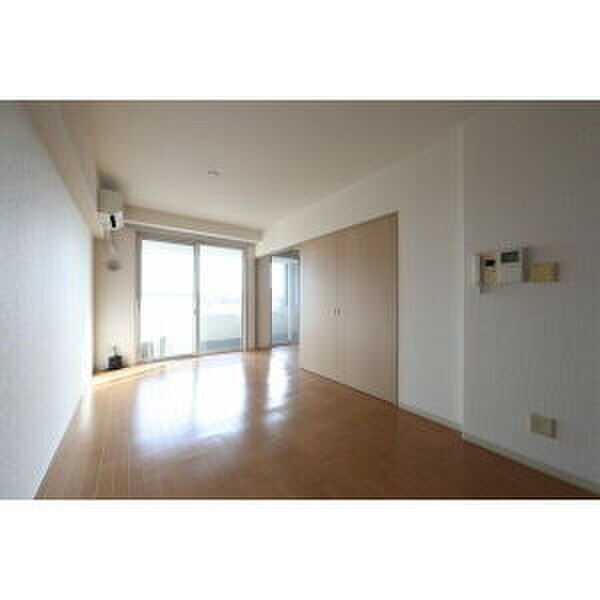 物件内観写真16　(内観写真)