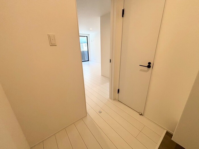 物件内観写真19　(廊下)