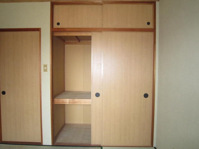 物件内観写真13　(収納)