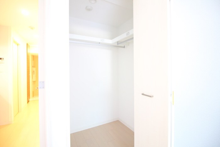 物件内観写真9　(収納)