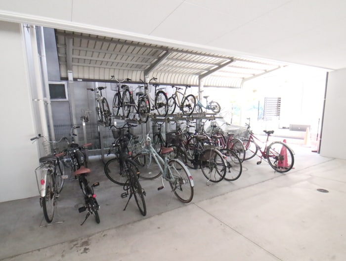 物件外観写真5　(駐輪場)