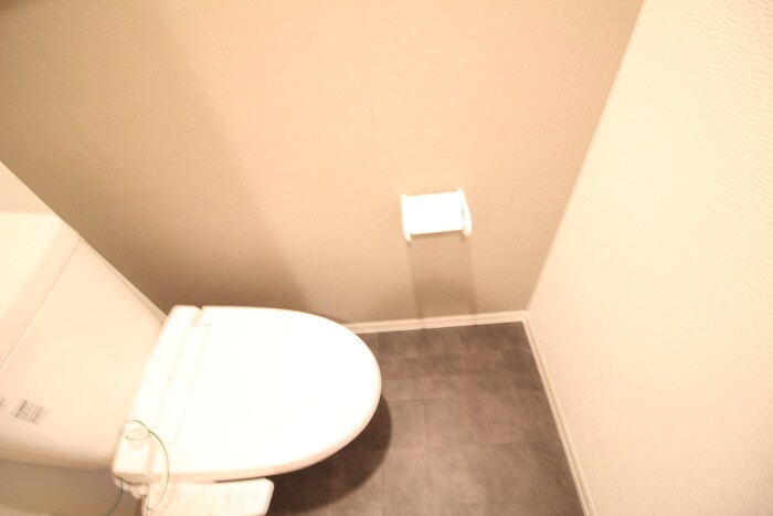 物件内観写真16　(トイレ)