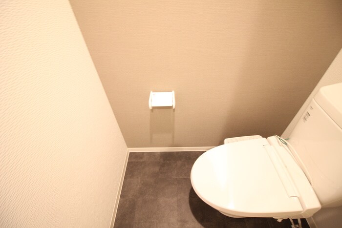 物件内観写真16　(トイレ)