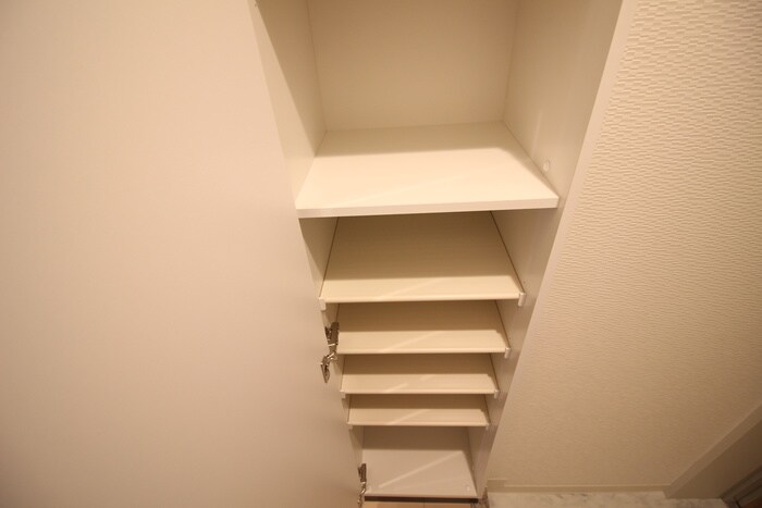 物件内観写真17　(靴箱)