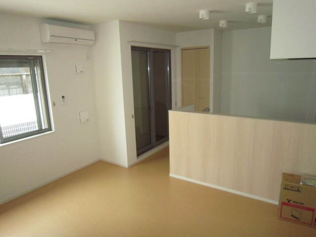 物件内観写真6　(居室)