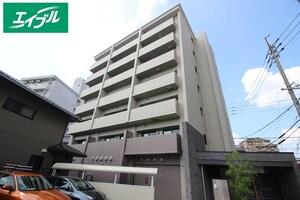 桜山カーザ外観写真