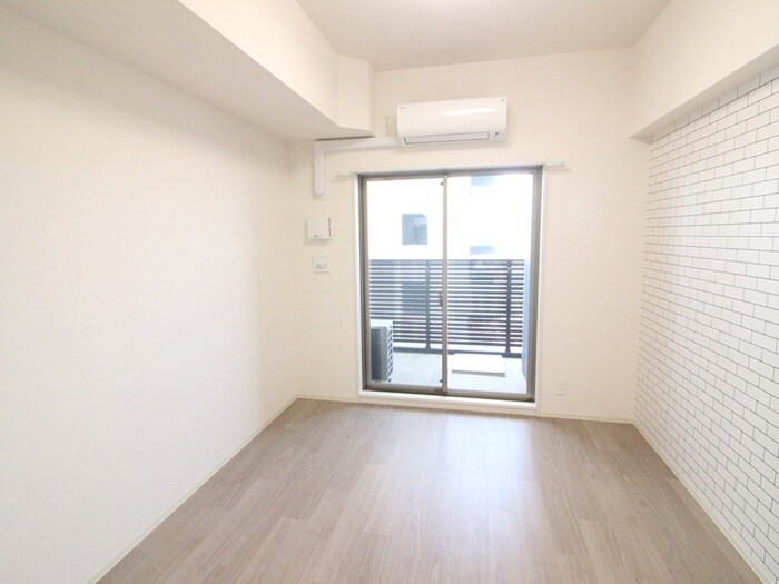 物件内観写真3　(居室)