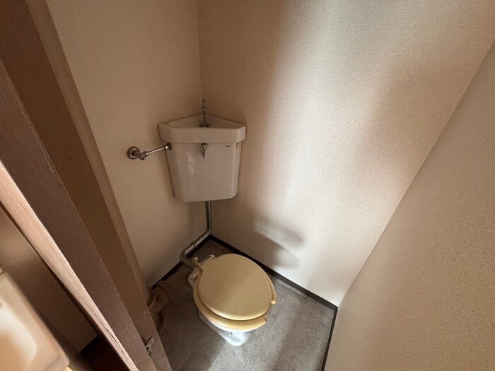 物件内観写真16　(トイレ)