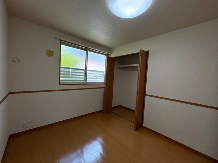 物件内観写真8　(収納)