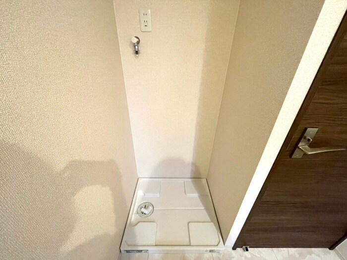 物件内観写真17　(洗濯機置場)