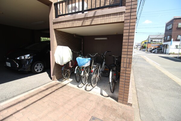 駐輪場