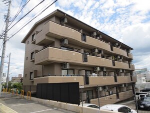 Grand Frat(ｸﾞﾗﾝ ﾌﾗｯﾄ)外観写真