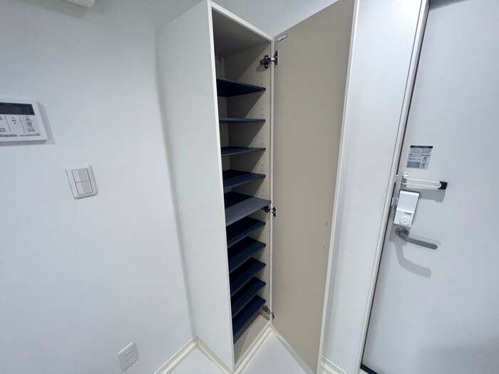 物件内観写真16　(靴箱)