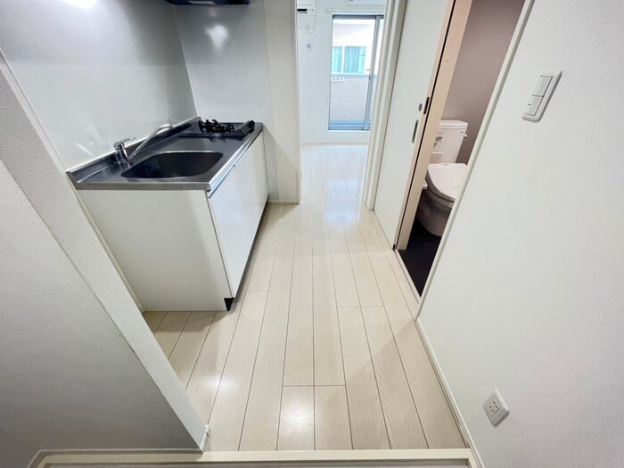 物件内観写真20　(廊下)