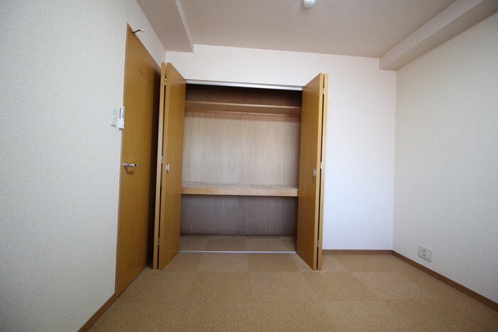 物件内観写真9　(収納)