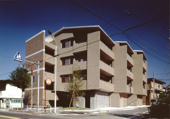 物件外観写真6　(外観写真)