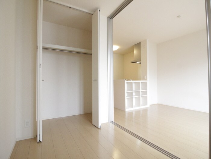 物件内観写真8　(収納)