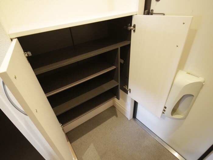 物件内観写真18　(靴箱)