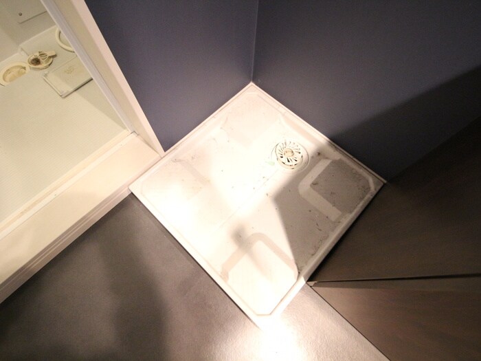 物件内観写真12　(洗濯機置場)