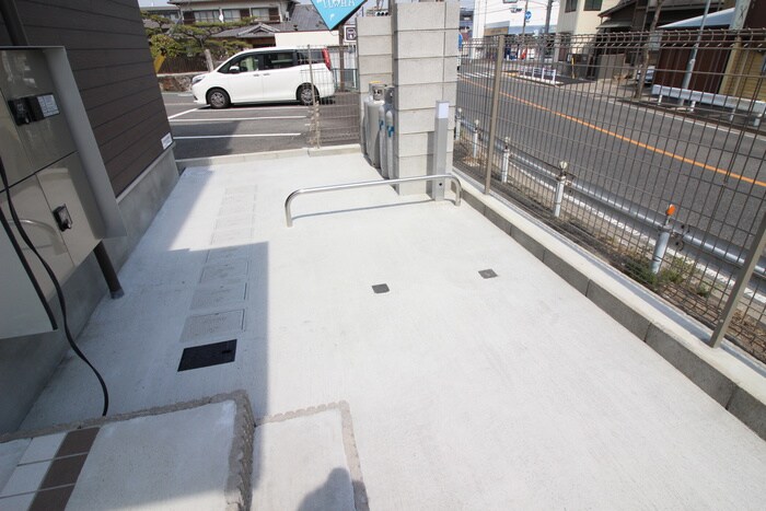 物件外観写真6　(外観写真)