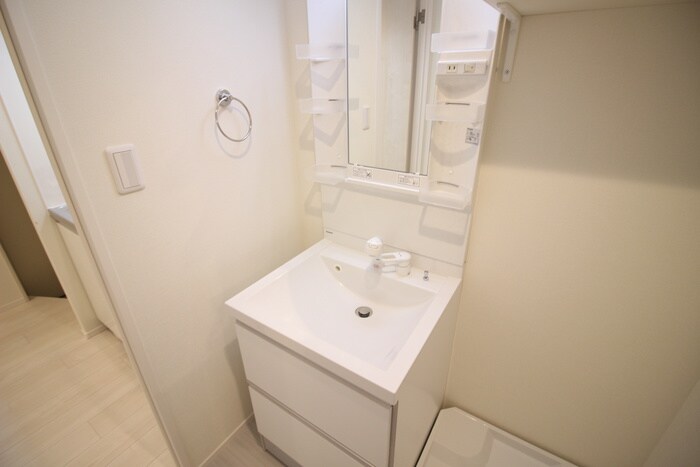 物件内観写真18　(洗面)