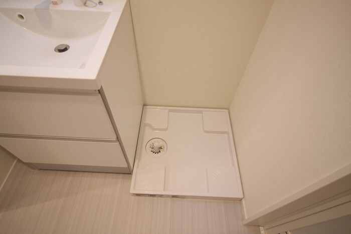 物件内観写真17　(洗濯機置場)