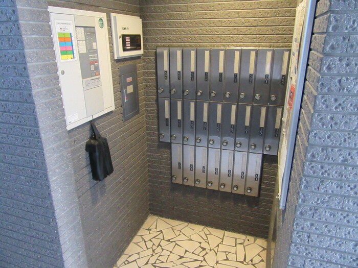 物件外観写真4　(建物設備)