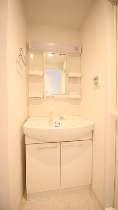 物件内観写真11　(洗面)