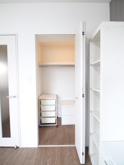 物件内観写真18　(収納)