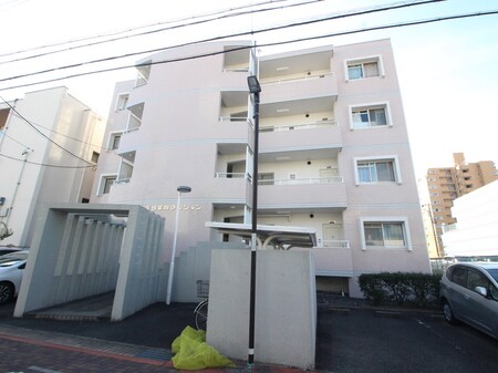 第８平與マンション外観写真