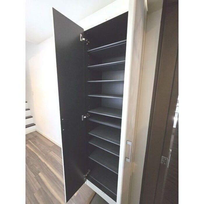 物件内観写真14　(靴箱)