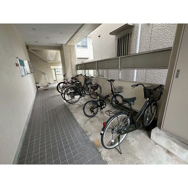 駐輪場