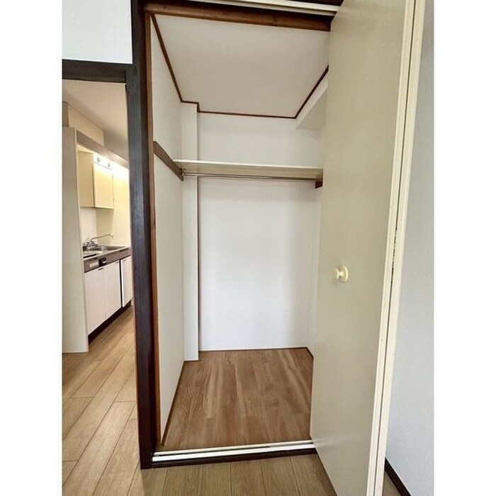 物件内観写真5　(収納)