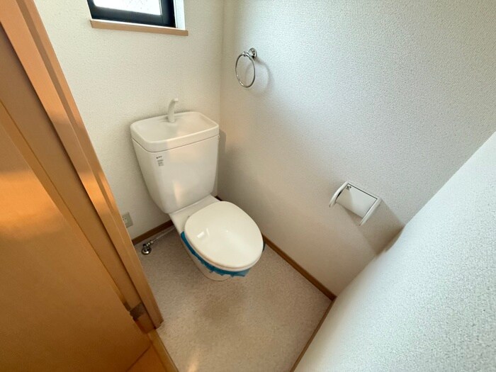 物件内観写真13　(トイレ)