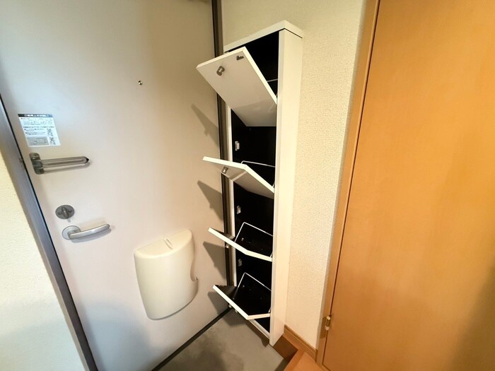 物件内観写真16　(靴箱)