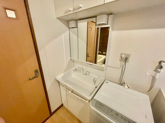 物件内観写真12　(洗面)