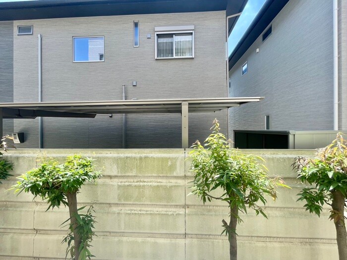 物件内観写真16　(玄関)