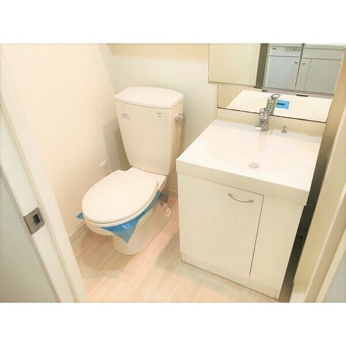 物件内観写真12　(洗面)