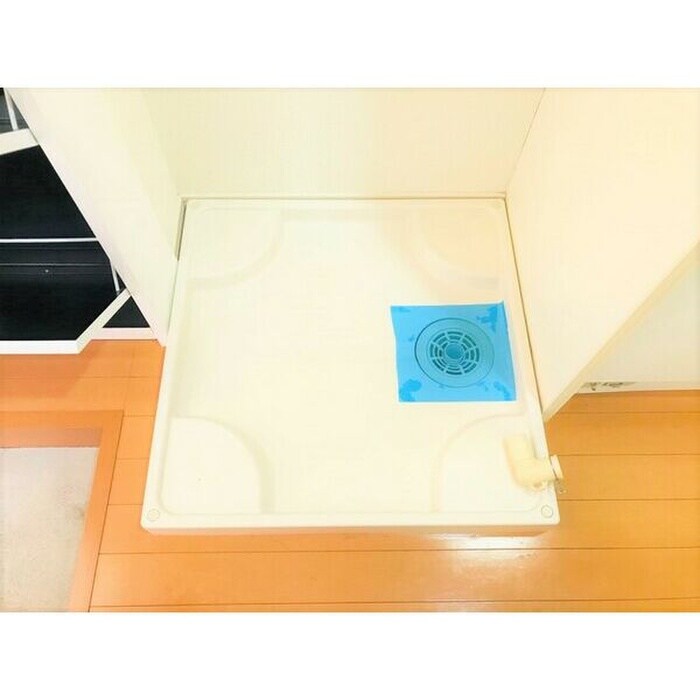 物件内観写真13　(洗濯機置場)