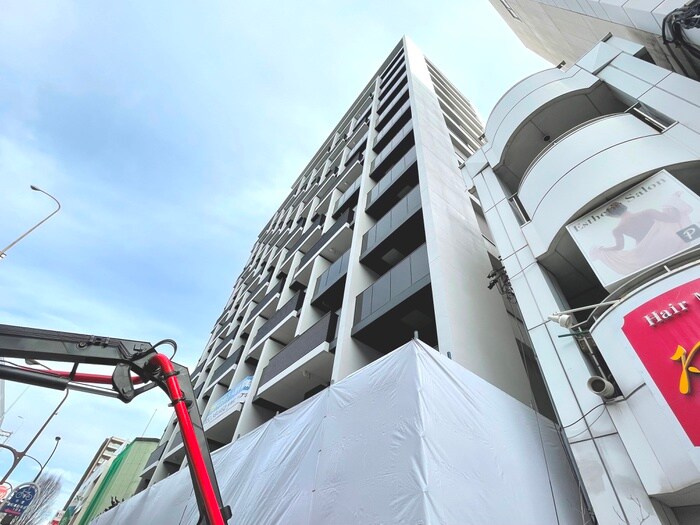 物件外観写真5　(エントランス部分)