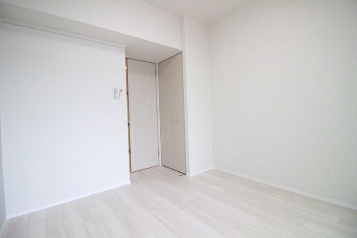 物件内観写真11　(廊下)